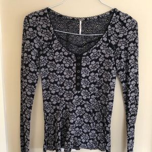 Free People Long Sleeve Top Size XS